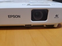 EPSON プロジェクター 3200lm SVXGA+ VGA RCA HDMI対応 EB-S05 美品_画像3