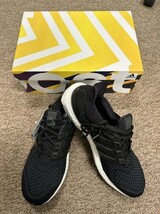 【D70】未使用 adidas アディダス ultra boost ウルトラブースト スニーカー シューズ 靴 黒 ブラック メンズ 男性用 現状品_画像1