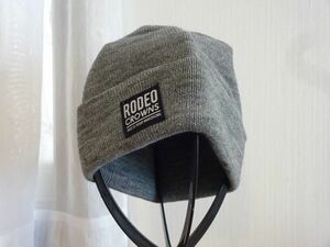 ＊ RODEO CROWNS ＊ レディース・メンズ　灰色帽子　ニット帽　サイズ５７cm〜５９cm　キャップ　帽子　韓国製