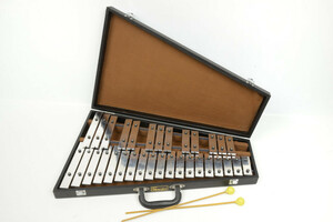 【WA】Saito 斎藤楽器 卓上鉄琴 ハードケース一体型 バチ付き 32鍵盤 現状品 打楽器