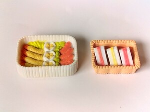シルバニアファミリー　 お弁当　サンドウィッチ　おかず　食べ物　籐風カゴ　パーツ　小物　ミニチュア 玩具