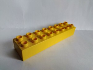 レゴデュプロ 2×8ポッチ 黄色、基本ブロック パーツ