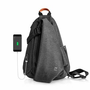 防水 ボディバッグ 大容量 かっこいい iPad mini収納可なショルダーバッグ USBポート付き斜めがけバッグ 軽量 ファッション☆2色選択/1点