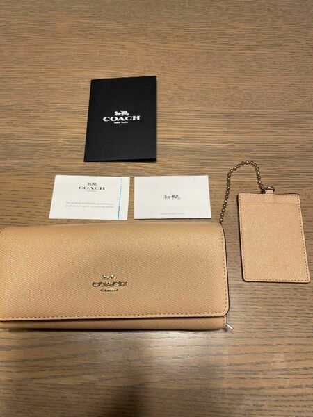 【ブランド名】COACH/コーチ財布　58307