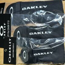 【新品】【選択制】オークリー COVER 17.0 （Blackout）DR用２個、FW用３個、UT用２個　ヘッドカバー OAKLEY _画像1