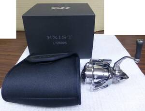 ほぼ未使用 ダイワ 22イグジスト LT2500S リール EXIST Daiwa 00061093