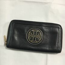 美品 TORY BURCH ラウンドファスナー 長財布 レザー ブラック ロゴ金具 トリーバーチ 財布_画像1