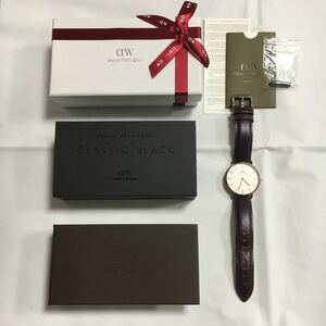 電池交換済 手入れ済み Daniel Wellington ダニエル ウェリントン メンズ 腕時計 クォーツ 2針 レザーベルト01050081112 付属品あり