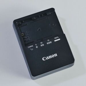 〈即決〉Canon キヤノン LC-E6 デジタルカメラ 充電器 チャージャー 5D 6D 7D R5 R6