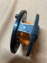 【美品】Vintage CORTLAND 100 Fly Reel Made in England コードランド　替スプール付　Cabelas カベラス_画像4