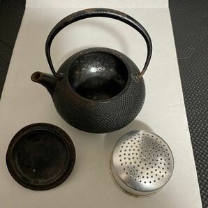 鉄瓶 茶道具 南部鉄器 急須 茶器 岩鋳 南部鉄瓶 伝統工芸 鉄器 あられ模様 IH10154hの画像4