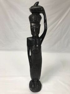 アフリカ　女性　木彫り　人形（幅約7.5ｃｍ×7.5ｃｍ×高さ約41.3ｃｍ）中古　長期保管品　天然木　飾り物　置物　インテリア　民芸品