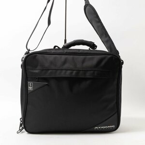 ATOMIC AQUATICS アトミック アクアティクス ショルダーバッグ ブラック 黒 ナイロン メンズ 斜め掛け シンプル スクエア 大容量 bag 鞄