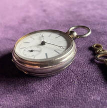 スイス　銀無垢　小型　鍵巻き　商館時計　懐中時計　レッツ商会_画像4