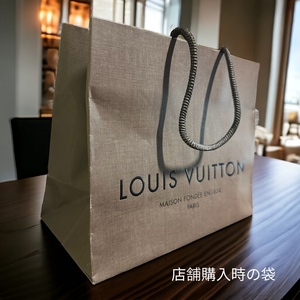 ルイビトン　LOUIS VUITTON 店舗　袋