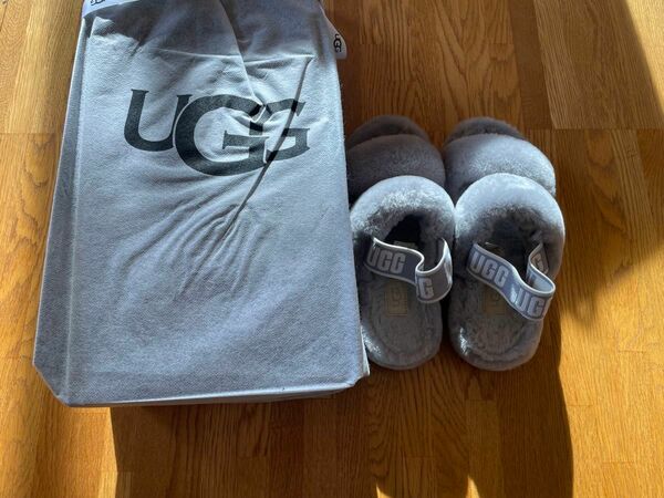 UGG ムートン　サンダル　23