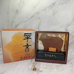 532●同梱NG 古酒 未開栓 SUPER PREMIUM NIKKA WHISKY 麗羊吉祥天 600ml 43％ 羊型ボトル 台座 鈴 箱付 ニッカ ウイスキー プレミアム