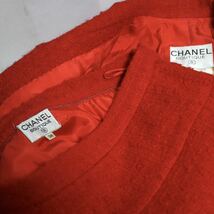 希少【CHANEL】gold elephant/tweed skirt jacket suit/シャネル ツイード スカート スーツ/セットアップ 上下/red 赤/金ボタン ゴールド_画像9