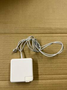 85W 　Replacement AC Adapter 　Model： A1424