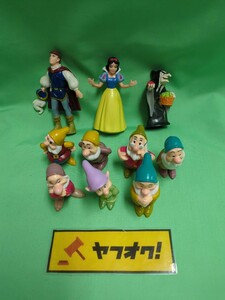 ビンテージ　白雪姫　七人のこびと　7人の小人　ディズニー　フィギュア　PVC マテル　B