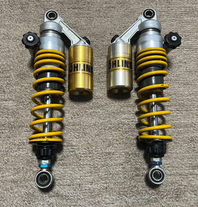 ホンダ CB1300SF SC40外し OHLINS オーリンズ（ヤマリンズ） リアサスペンション 