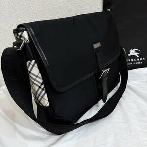 美品 レア BURBERRY BLACK LABEL バーバリーブラックレーベル 中型ショルダーバッグ メッセンジャーバッグ ノバチェック 黒 #2641