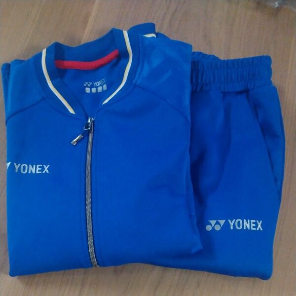 YONEX　メンズニットウォームアップウェアセット