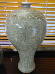 壺 韓国 高麗青磁 骨董品 工芸品 花瓶 古美術 李朝 花器 時代物