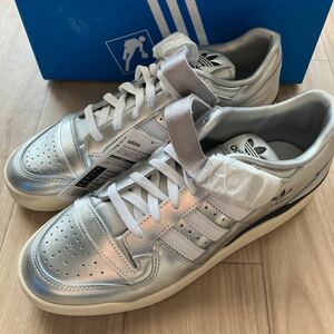 アディダス フォーラム ロー アトモス 別注 adidas FORUM 84 LOW atmos メタリックシルバー スニーカー 27.5センチ 未使用 新品