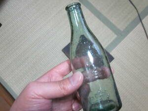 戦前の牛乳ガラス瓶、神薬、氷コップ、和ガラス、瓶、古民具、古民芸、プレスガラス