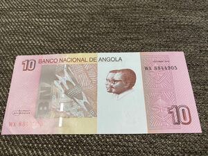 【未使用 】10クワンザ　アンゴラ紙幣　現行⑧