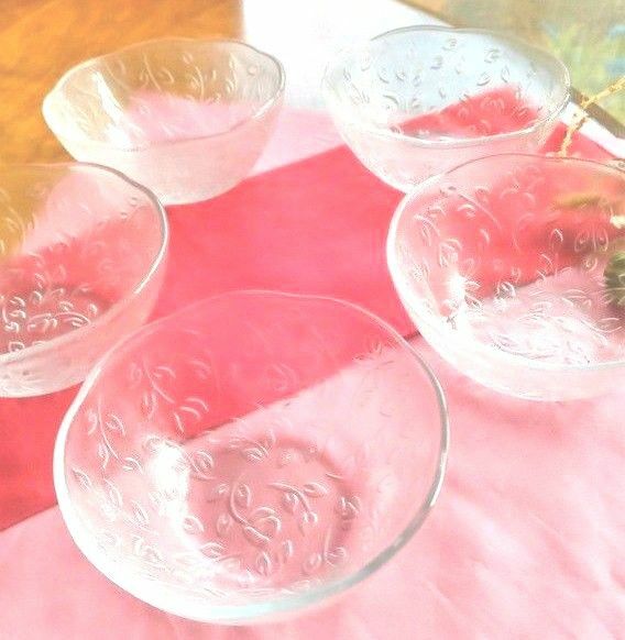 金曜タイムセール☆　5点セット　ガラスの器　食器　アンティークガラス皿　 新品　ガラス食器　
