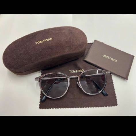 TOM FORD TF5528-B トムフォード　カラーサングラス　メガネ