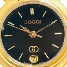グッチ 9200L Qz 3針 デイト 黒文字盤 ゴールド系 レディース 腕時計 稼働品_画像2