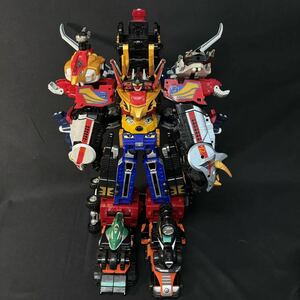 炎神戦隊ゴーオンジャー ゴーオンジャー 特撮ヒーロー 戦隊 戦隊モノ エンジンオー DX バンダイ 玩具 G12 【 現状品 】