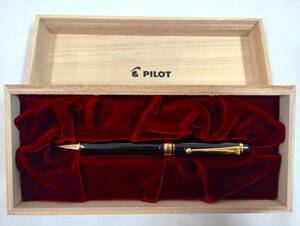 稀少 PILOT パイロット CUSTOM カスタム URUSHI 回転式ボールペン 黒色 エボナイト 蝋色漆仕上 極美品