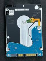 【送料無料】 ★ 2TB ★　Seagate　/　ST2000LM007　【使用時間：97ｈ】　2022年製　稼働極少　 2.5インチ 内蔵HDD/7mm厚/SATA _画像5