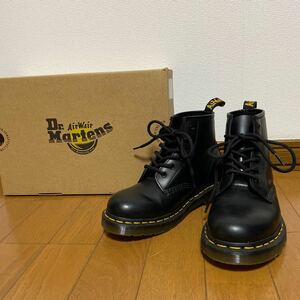 Dr.Martensドクターマーチン★定番人気の6ホール編み上げブーツ　極美品！UK4　23.5㎝くらい？