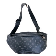 ルイヴィトン ボディバッグ M46035 ディスカバリー・バムバッグ モノグラム・エクリプス キャンバス LOUIS VUITTON ブラック メンズ 中古_画像1