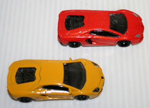 [ used ] Tomica NO.87( orange color ) vs MajoRette REF:219E( yellow color ) Lamborghini Aventador box none [S]