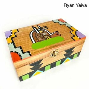 ホピ族 Ryan Yaiva作 木製ボックス Lサイズ 小物入れ 木箱 ボックス　ネイティブアメリカン　伝統工芸品　ナバホ　ズニ