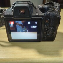 ☆☆送料無料　【便利な単三電池で使用可】フジフィルム Fujifilm Finepix S9800 50x コンパクトデジタルカメラ 　中古　☆☆_画像8