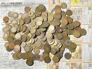 議事堂5円　穴なし5円黄銅貨　まとめて約900gセット　およそ220枚　昭和23年と24年　大量　旧硬貨 古銭 コイン 日本古銭 硬貨 