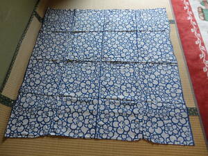 旧家蔵出し品：古布　型染　４幅　藍染　花文様　木綿