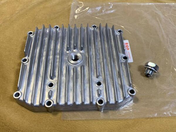GSX400E オイルパン (ドレンボルト付き)純正 新品 GSX450E GSX400L GSX400T スズキ GSX450T GSX450L