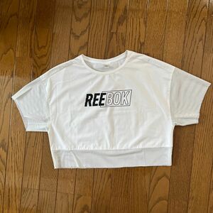 Reebok リーボック☆クロップドTシャツ・ショートトップス