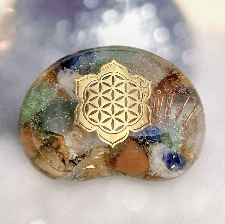 Orgonite amulet, broad bean-like, hand-held stone, lotus, flower of life, Handmade items, interior, miscellaneous goods, ornament, object