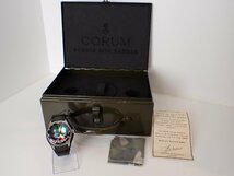 限定品！CORUM(コルム) バブル ダイバー シャーク 082.180.20 サメ 自動巻 メンズ 時計 バングウォッチ_画像2