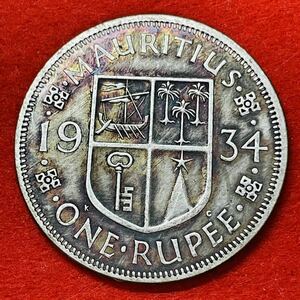 イギリス　硬貨　ジョージ五世　1934年　イギリス領モーリシャス　モーリシャス紋章　ルピー　コイン　古銭　重さ25.85g