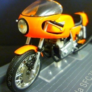 イクソ製品  1/24 Laverda SFC750 ラヴェルダ ラベルダ SFC 750 1971 クラシック ビンテージ レトロ ixoの画像10